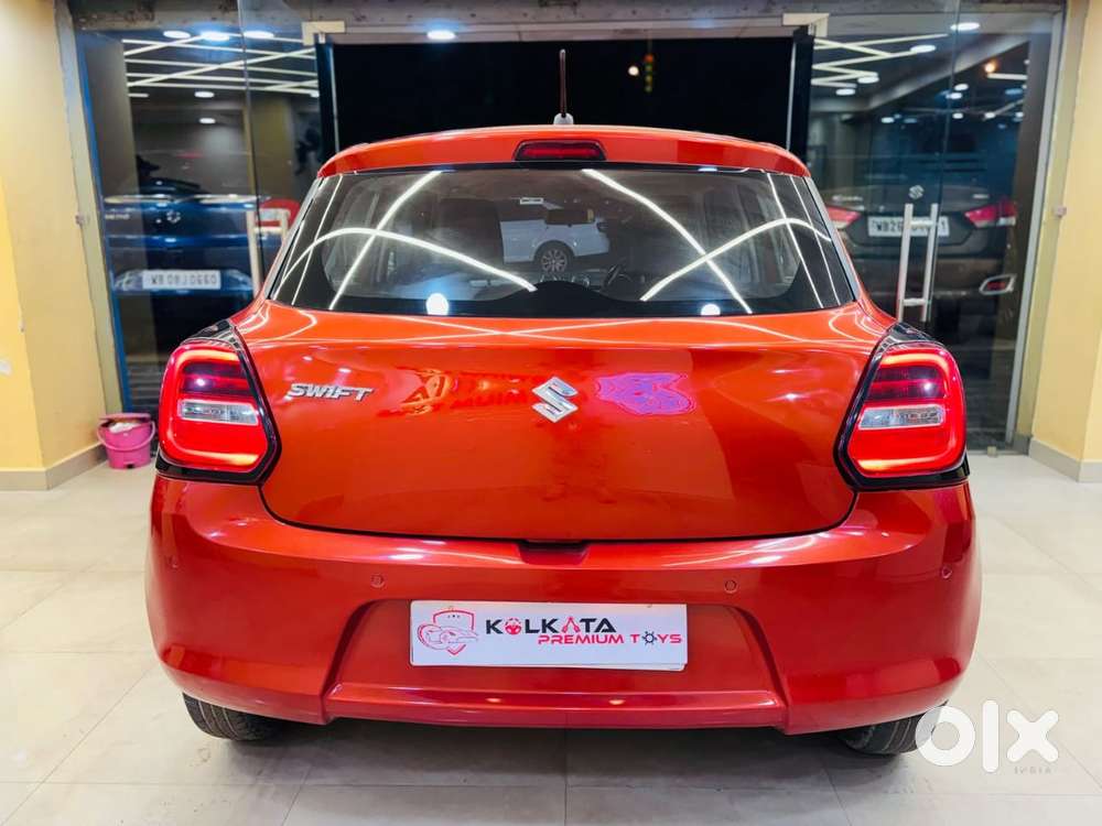 Maruti Suzuki Swift Vxi + Manual, 2021, Petrol