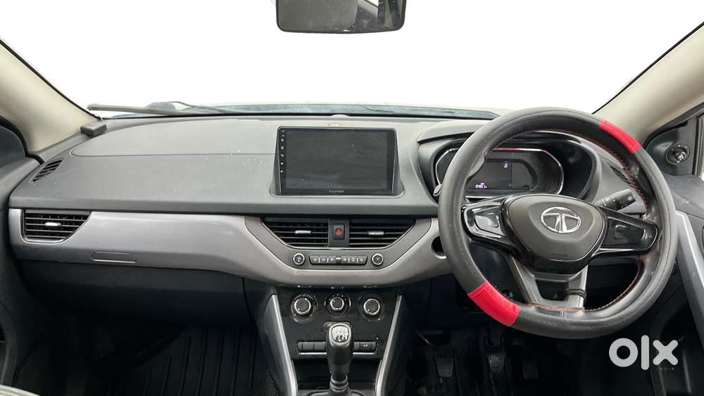 Tata Nexon 1.2 Revotron Xm (s), 2023, Petrol