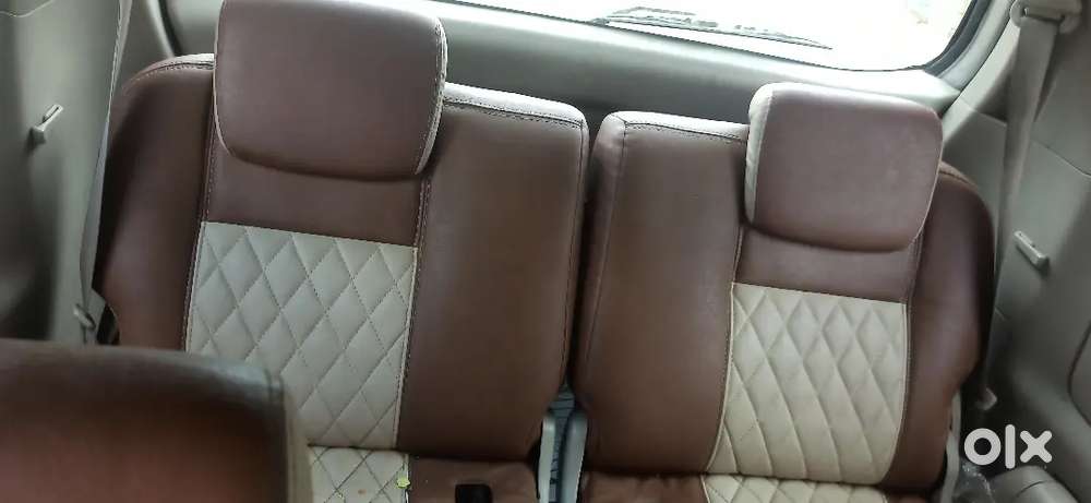 Toyota Innova 2.5 V Top End Model Alloy Wheels, Airbags Super Conditio