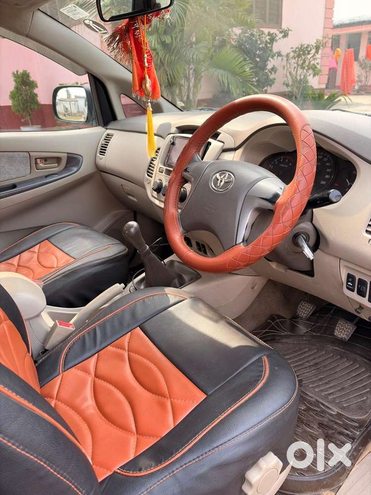 Toyota Innova 2012 Diesel Well Maintained
