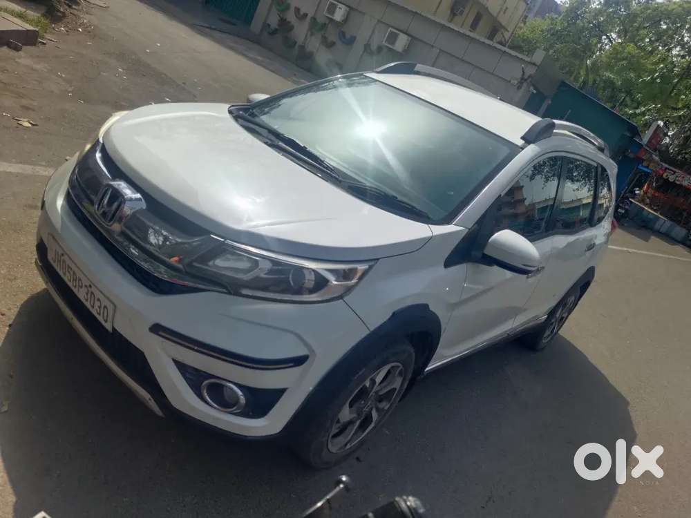 Honda Br-v Diesel Milage 24 Plus 7 Seater Dawn Payment 50000 Only