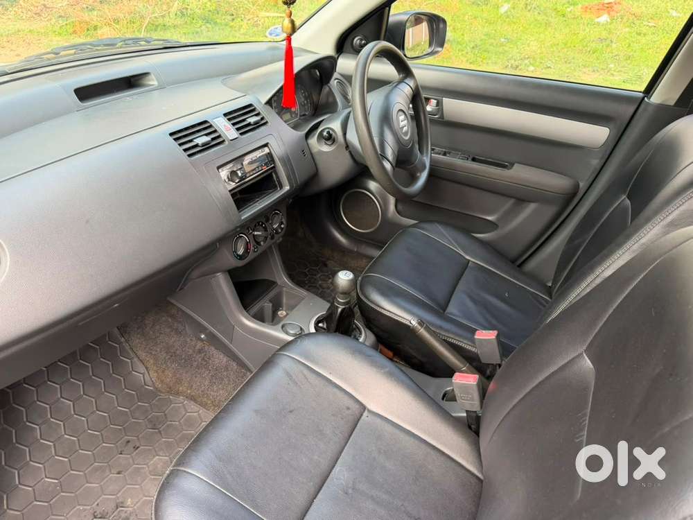  Maruti Suzuki Swift Vxi  2007  Petrol  Second Owner