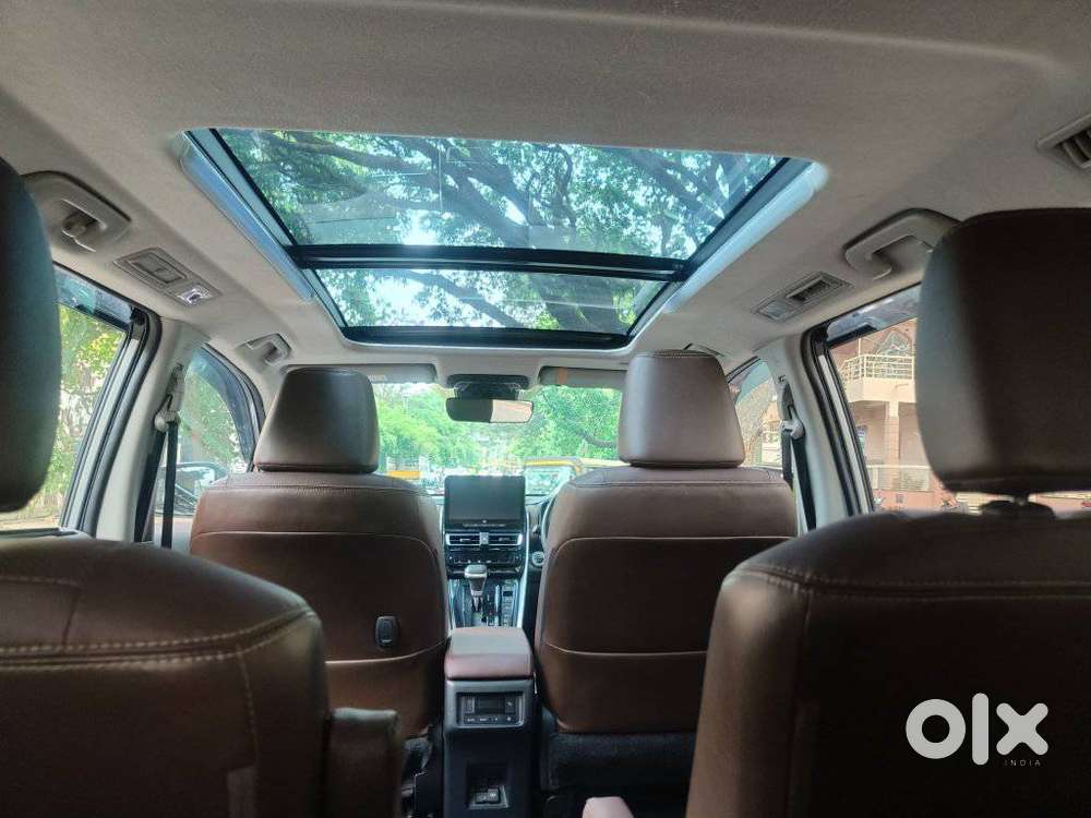 Toyota Innova Hycross 2.0 Zx Hybrid 7 Str, 2024, Petrol