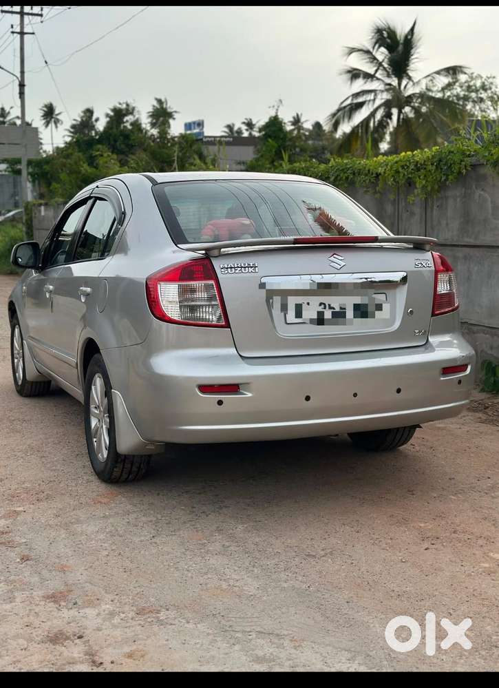 Maruti Suzuki Sx4 Zxi Automatic Bs-iv, 2011, Petrol