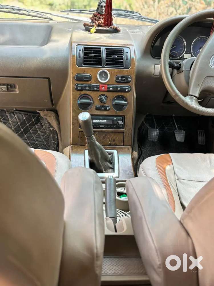 Tata Safari 2012