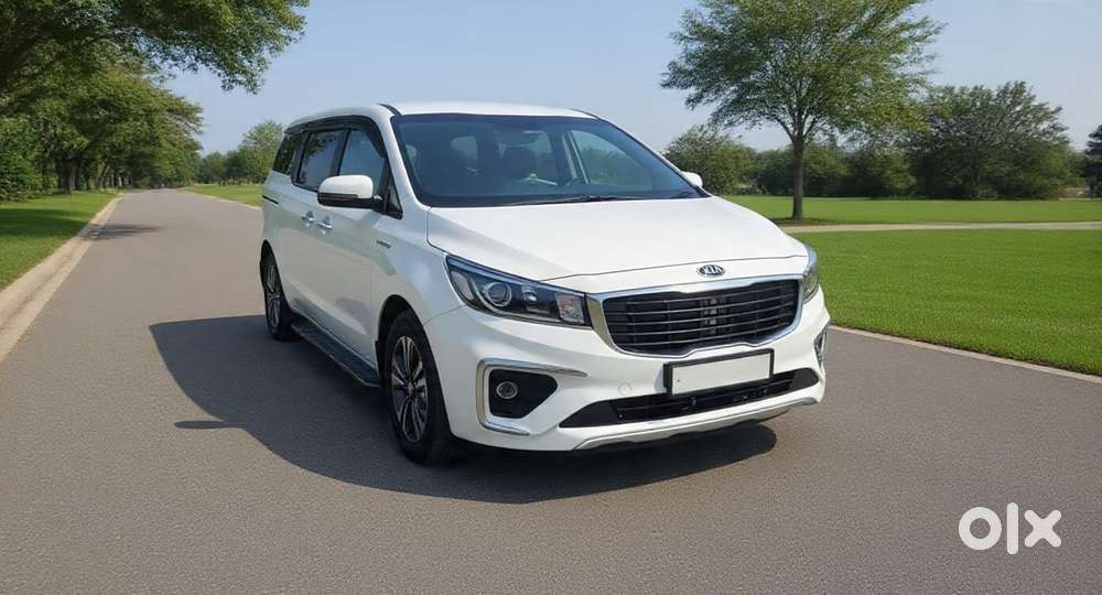 Kia Carnival Premium, 2021, Diesel