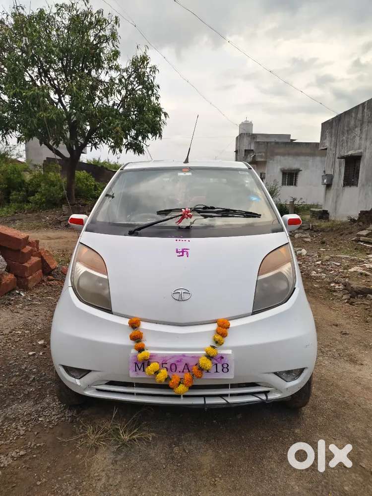New Car Purchase And Old Car Is Selling