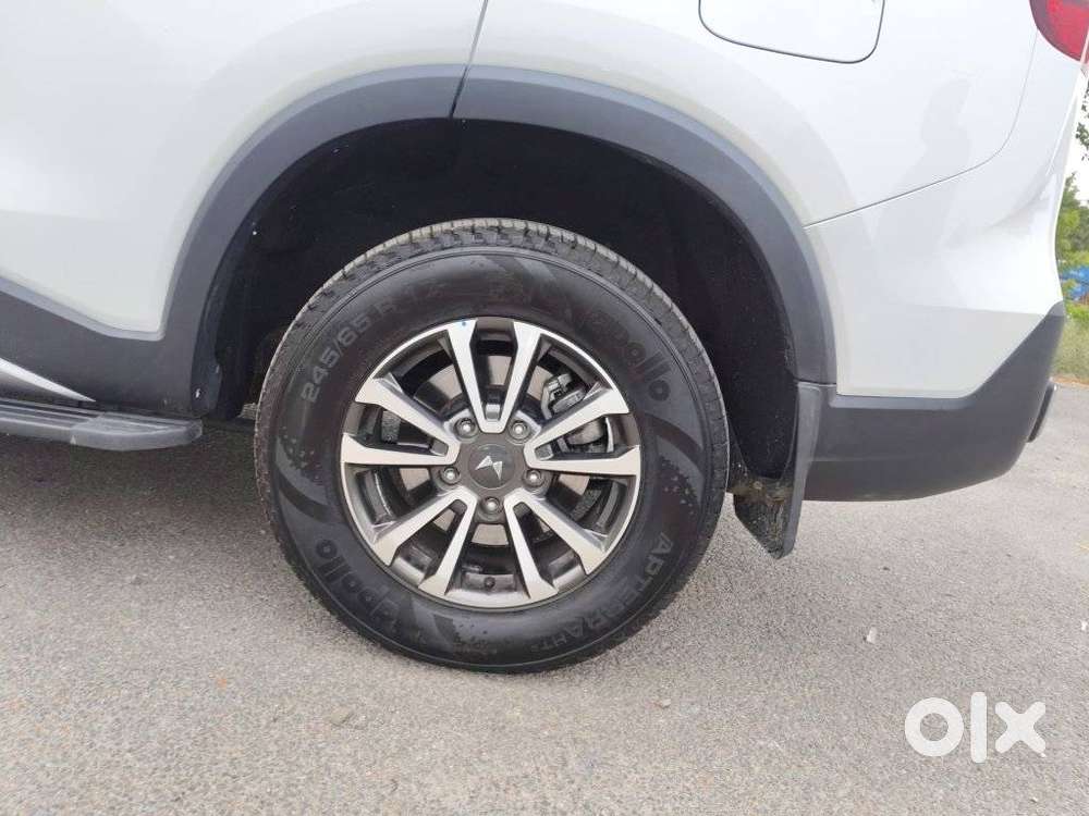 Mahindra Scorpio N, 2025, Petrol