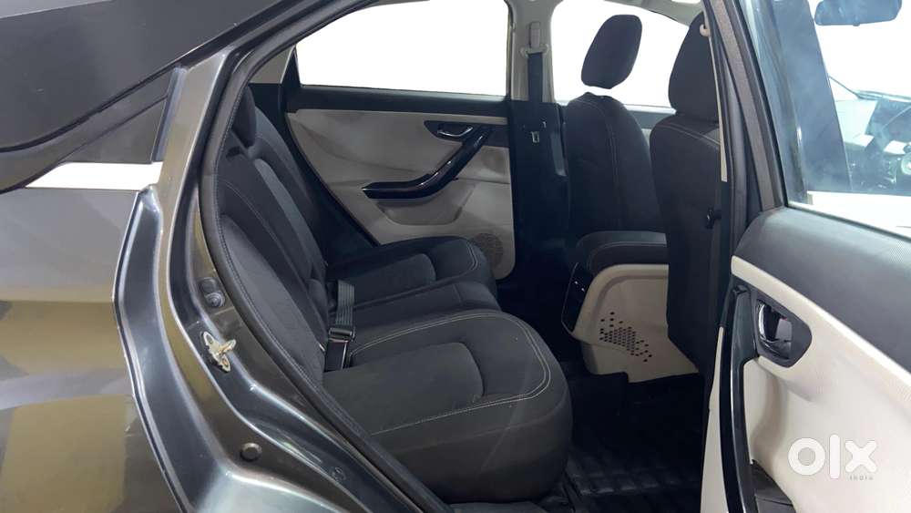 Tata Nexon 1.2 Revotron Xza Plus Premium, 2021, Petrol