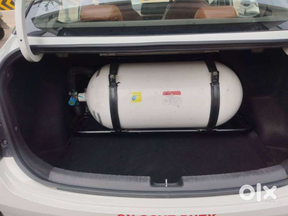 Hyundai Aura S Crdi Manual, 2023, Cng & Hybrids