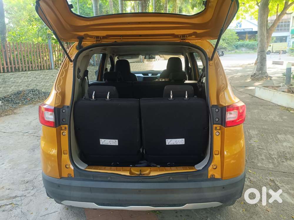 Renault Triber Rxz, 2021, Petrol