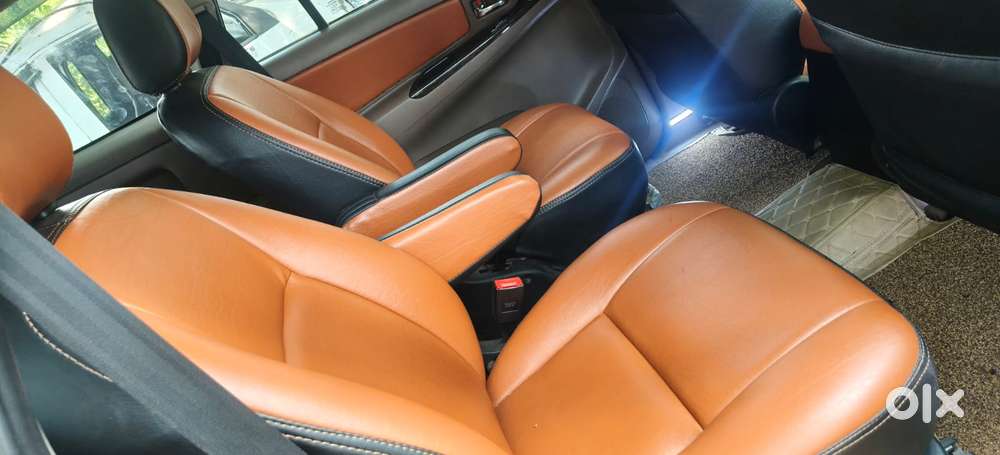 Toyota Innova 2012-2013 2.5 E Diesel Ms 7-seater, 2015, Diesel