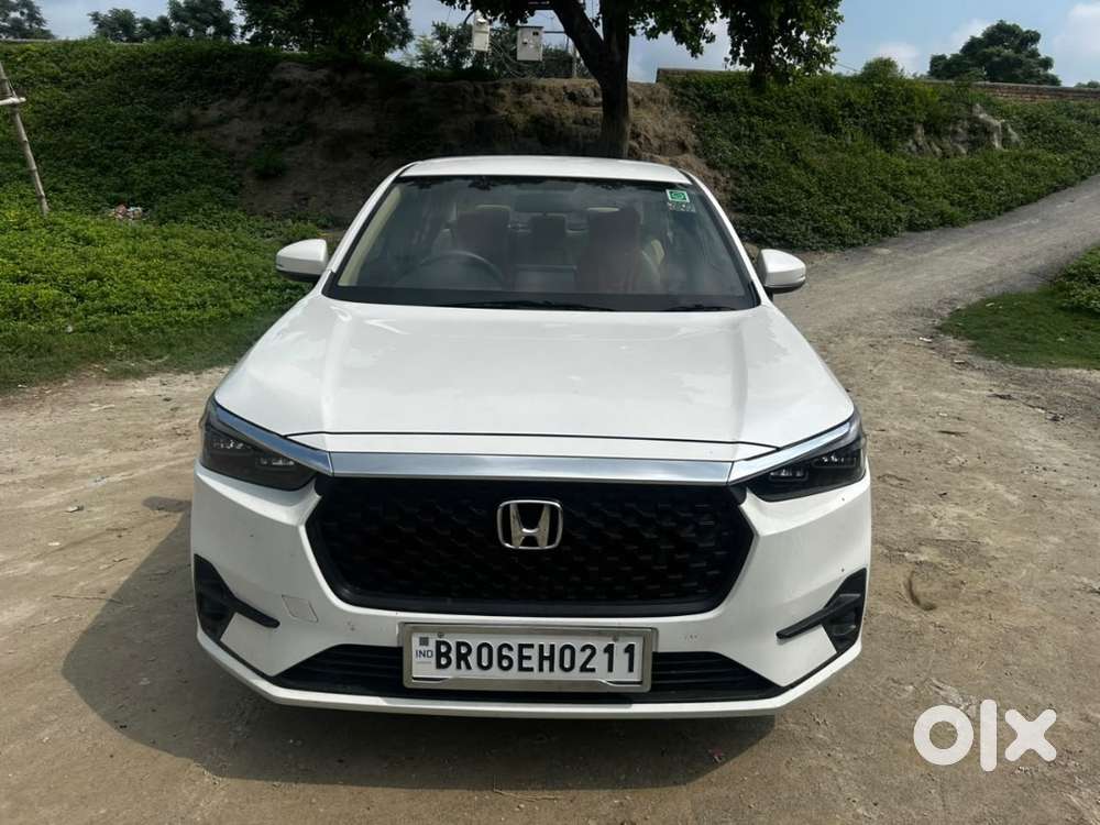 Honda Amaze 3rd Gen V Mt 2025 Year Car