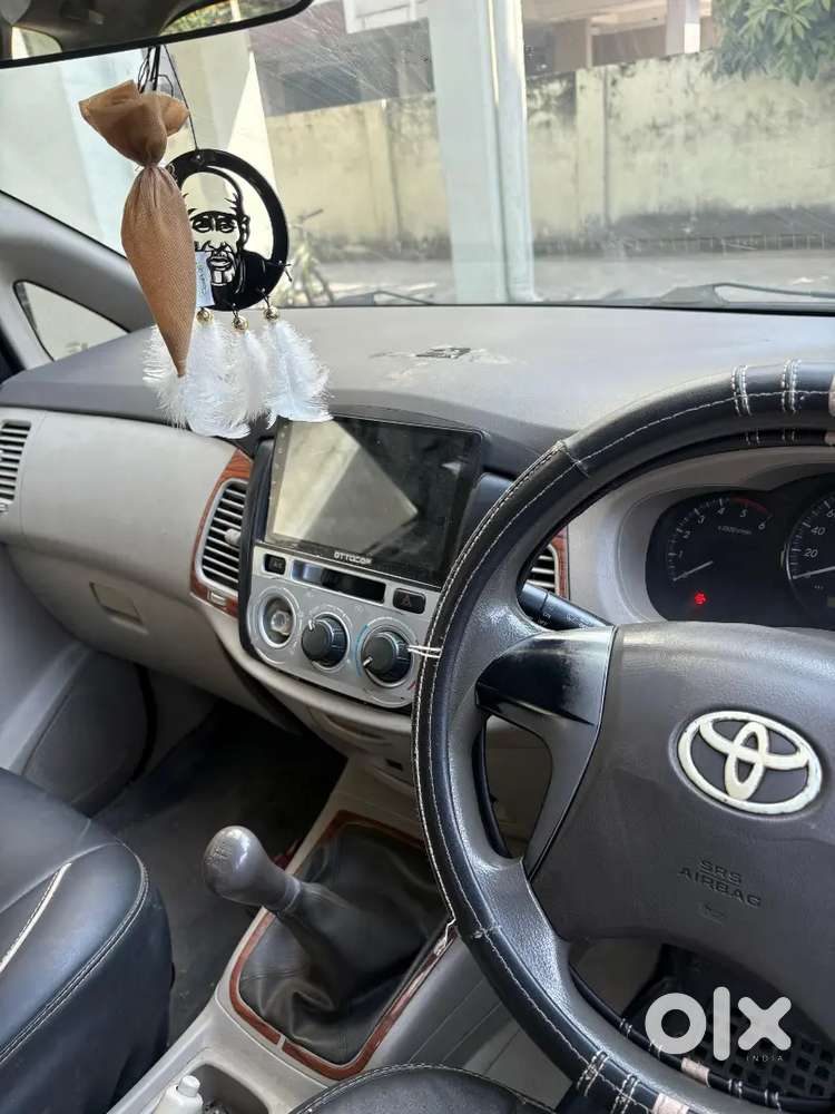 Toyota Innova 2012 Diesel Well Maintained