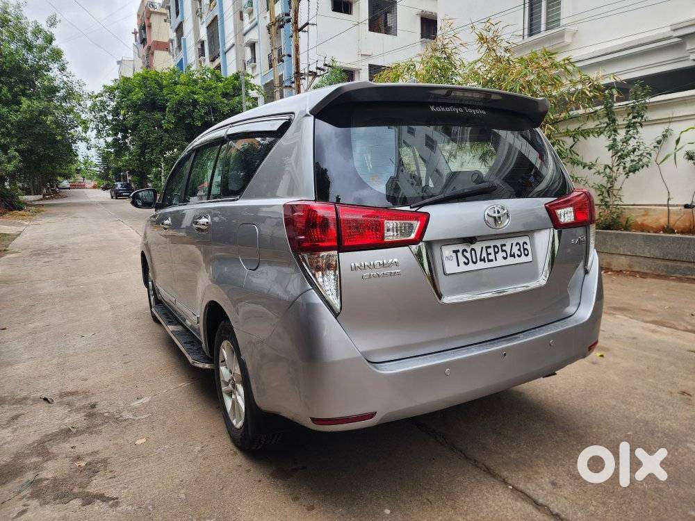 Toyota Innova Crysta 2.4 Gx Mt 8s, 2016, Diesel