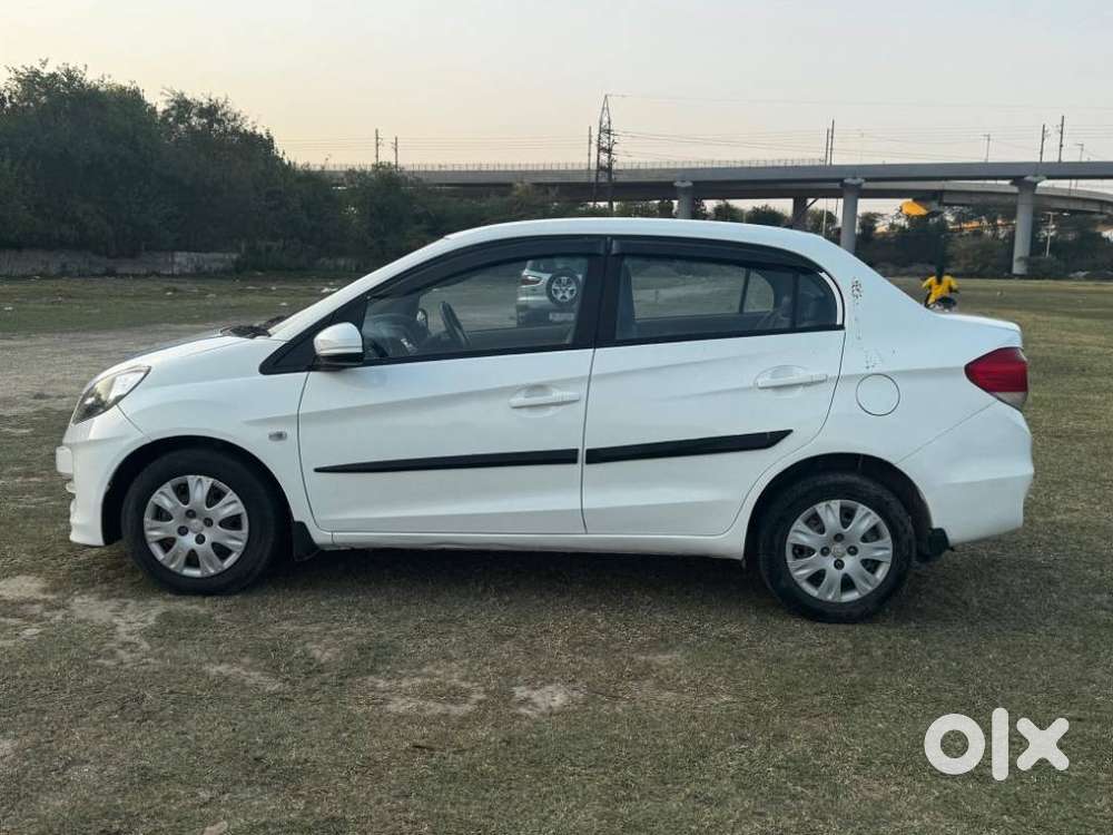 Honda Amaze, 2015, Petrol