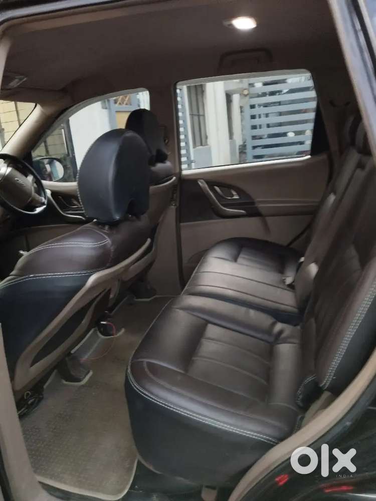 Mahindra Xuv500 2014 Diesel 129000 Km Driven