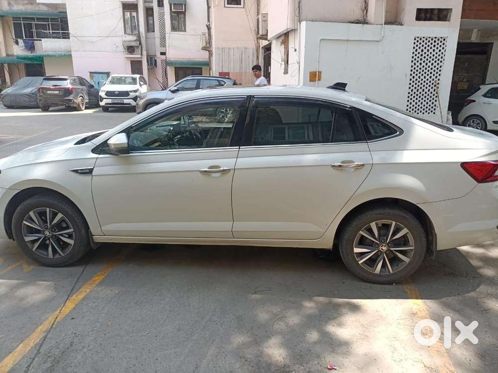 Skoda Slavia Petrol Well Maintained & Full Company Service History