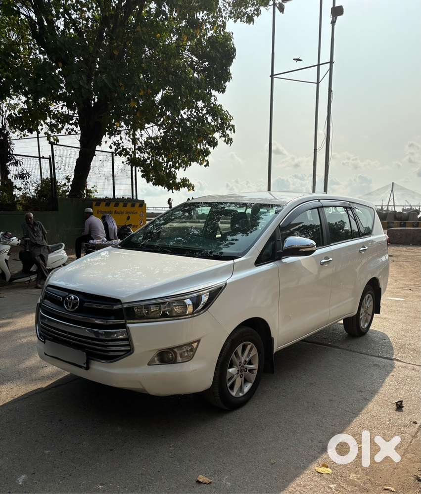 Toyota Innova Crysta
