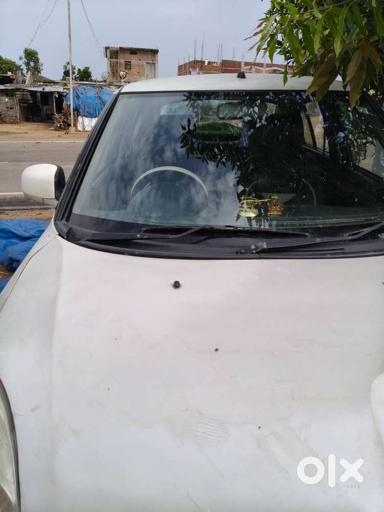 Maruti Suzuki Swift Dzire 2011 Diesel Well Maintained