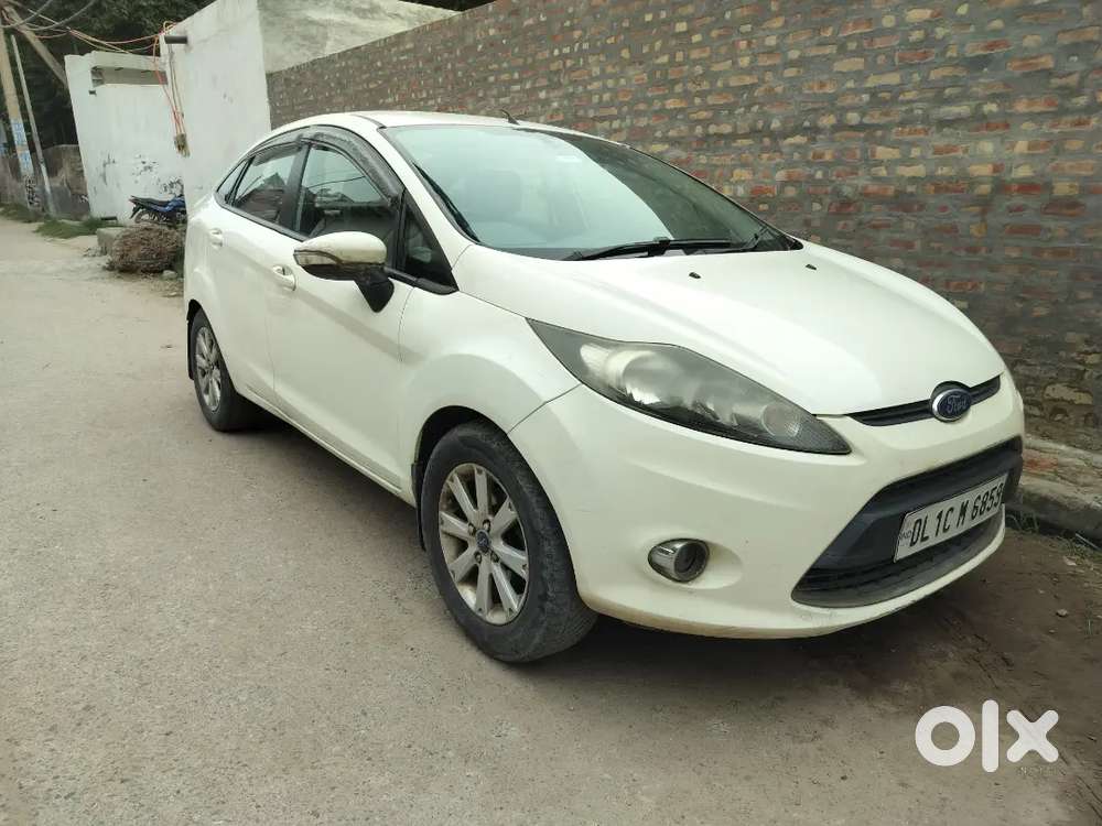 Ford Fiesta 2012 Cng & Hybrids 72000 Km Driven