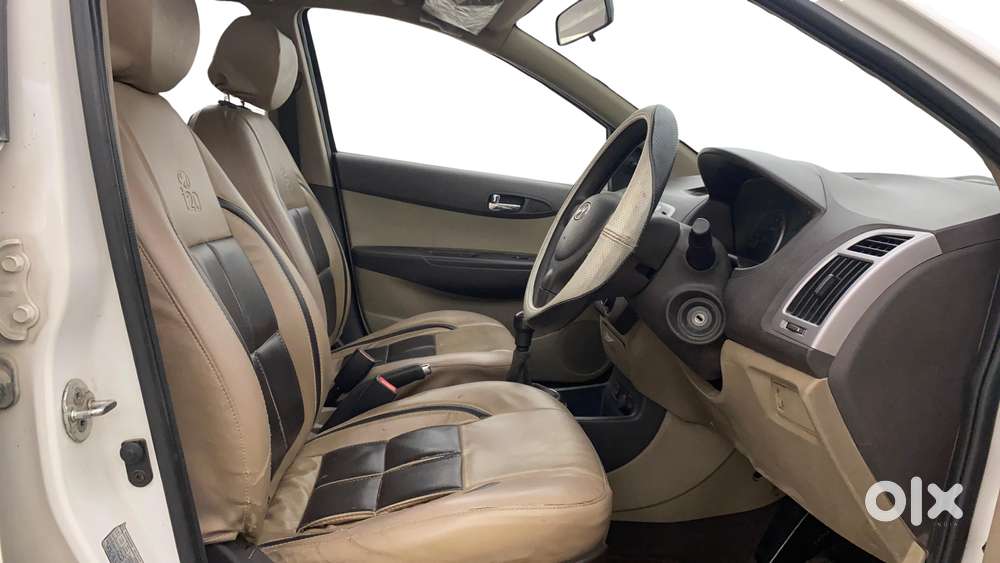 Hyundai I20 Magna, 2012, Petrol