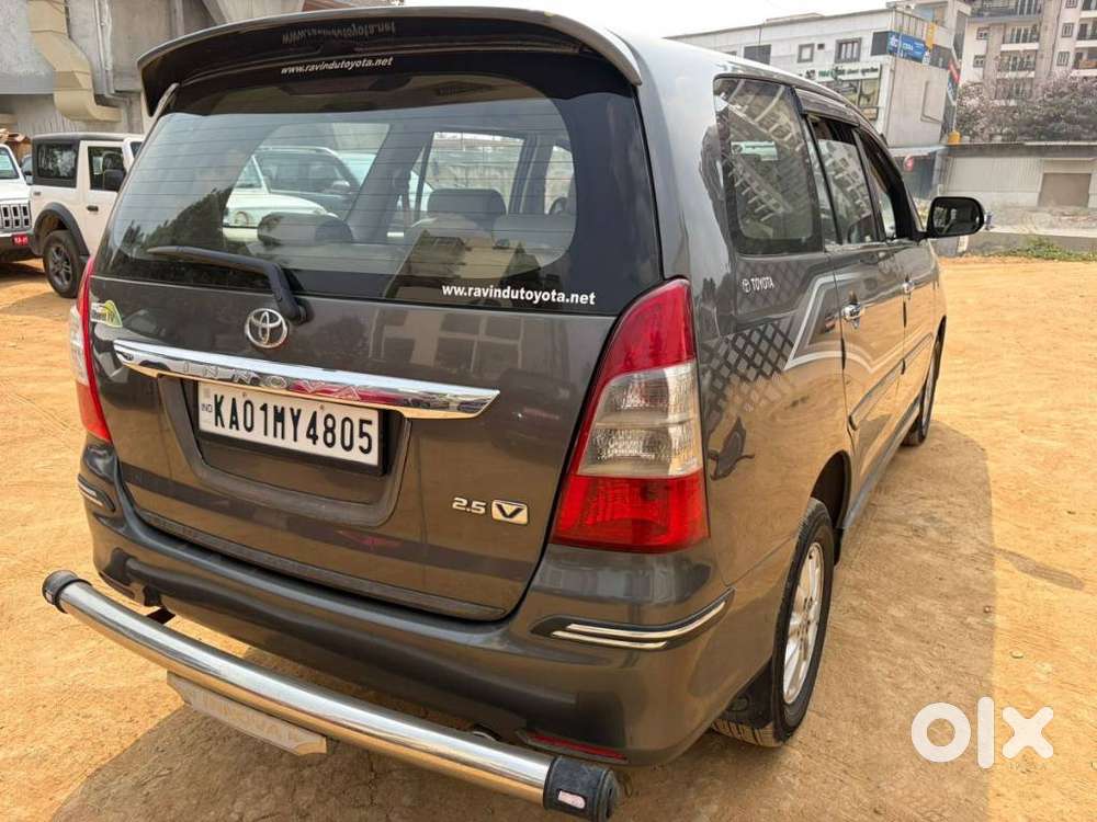 Toyota Innova 2.5 Z Diesel 7 Seater, 2012, Diesel