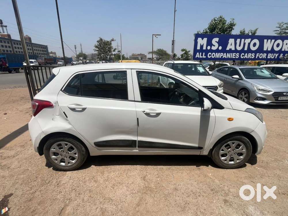 Hyundai Grand I10 2015 Petrol Good Condition