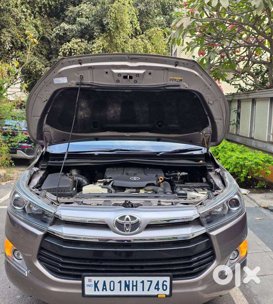 Toyota Innova Crysta 2.8 Gx Automatic 8 Str, 2019, Petrol