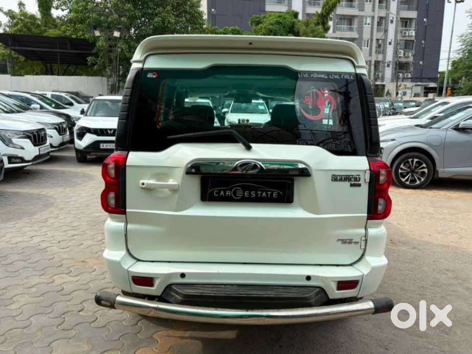 Mahindra Scorpio Classic 2.2 S 11 Mt 7 Str, 2021, Diesel