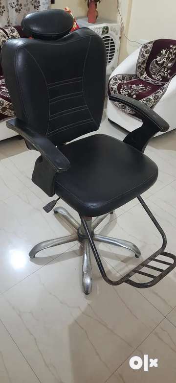 Used outlet parlour chair