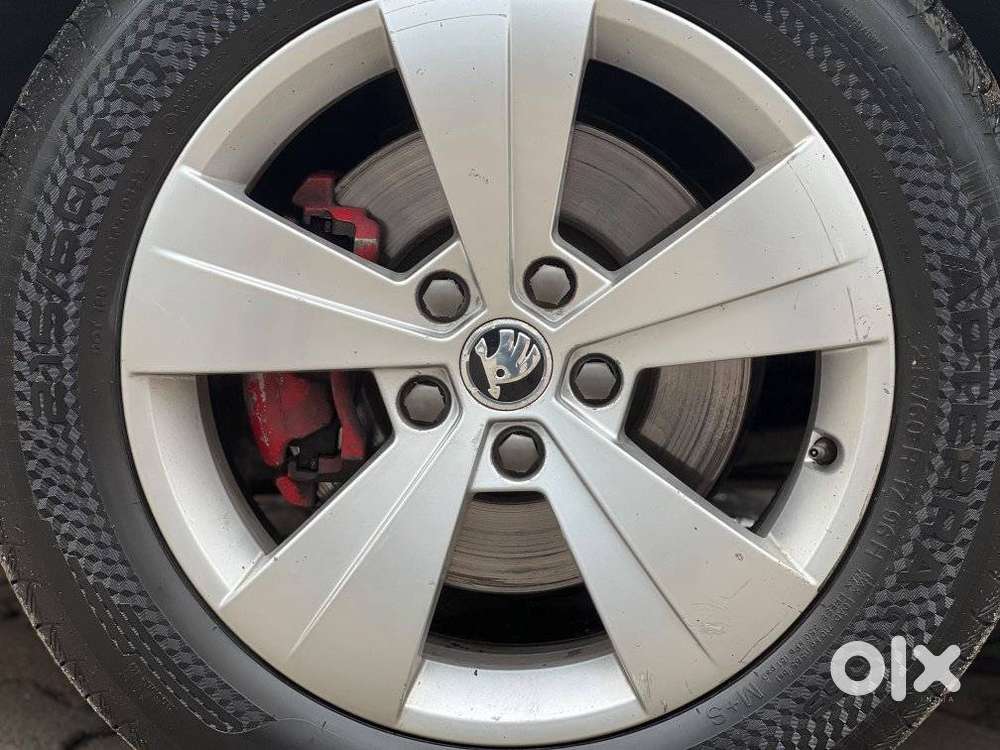 Skoda Superb Style 1.8 Tsi At, 2017, Diesel