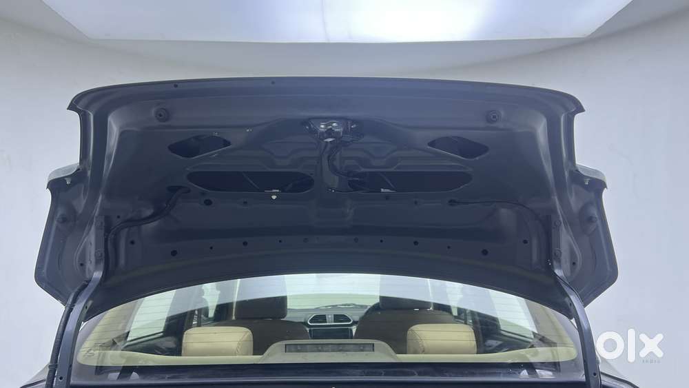 Maruti Suzuki Dzire Zxi Plus Ags, 2020, Petrol