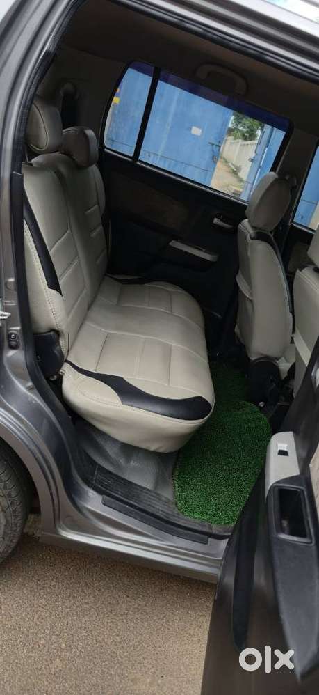 Maruti Suzuki Ertiga Paseo Vxi, 2013, Petrol