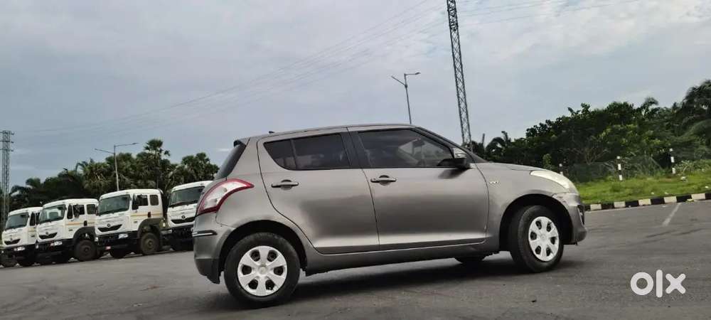 Maruti Suzuki Swift Vxi 2016