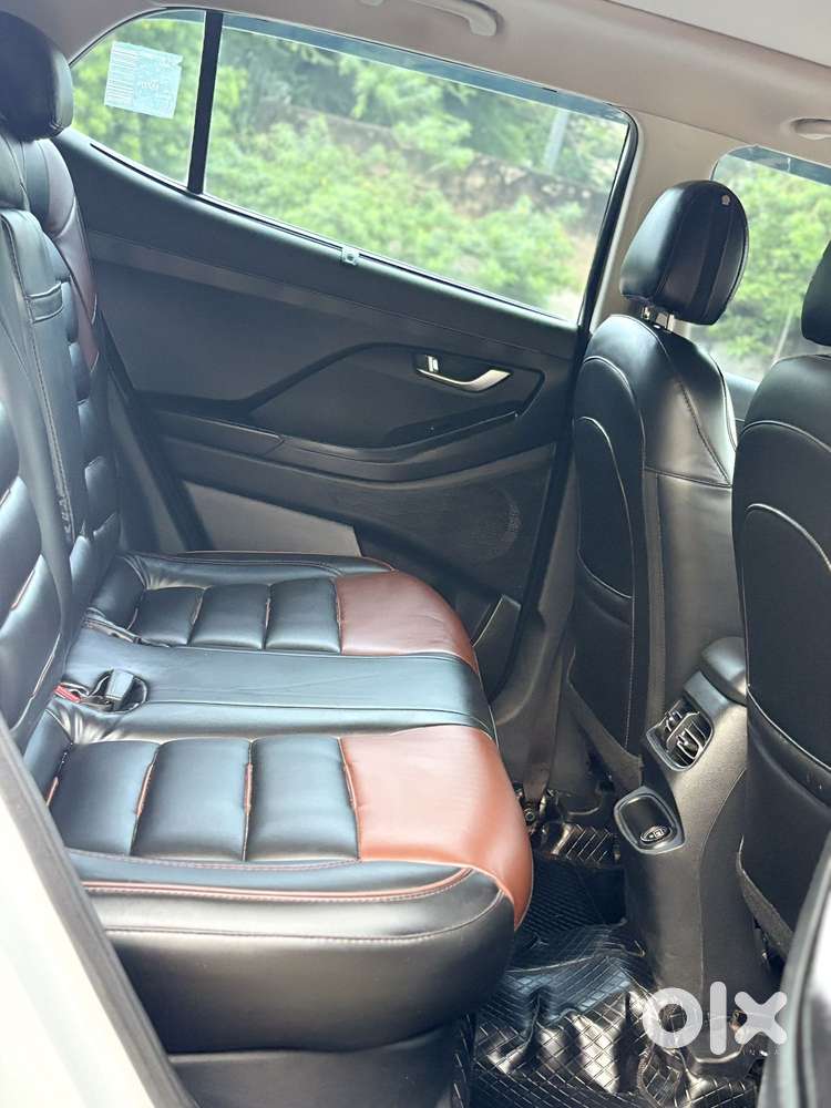 Hyundai Creta 1.5 S Plus Knight Petrol Dual Tone, 2023, Petrol