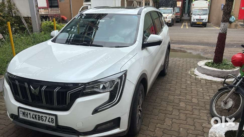 Mahindra Xuv700 2.2 Ax 7 Diesel At Luxury Pack Str, 2022, Diesel