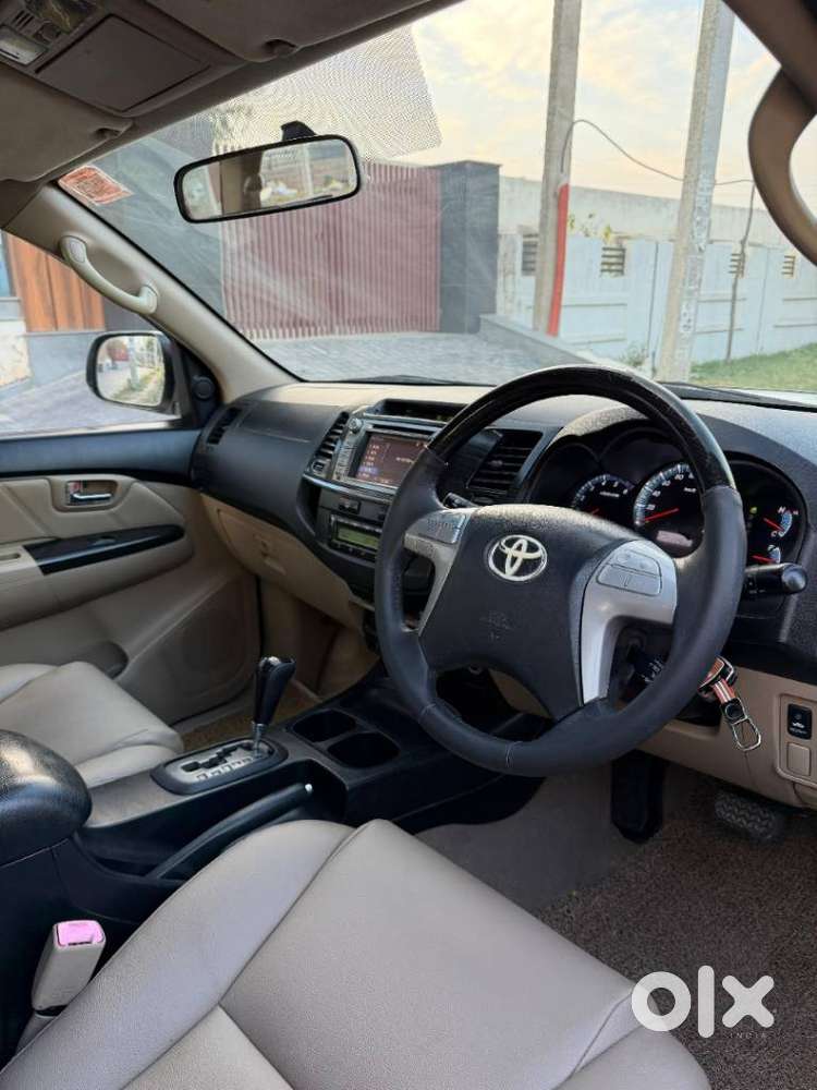 Toyota Fortuner 3.0 4x2 Automatic, 2016, Diesel
