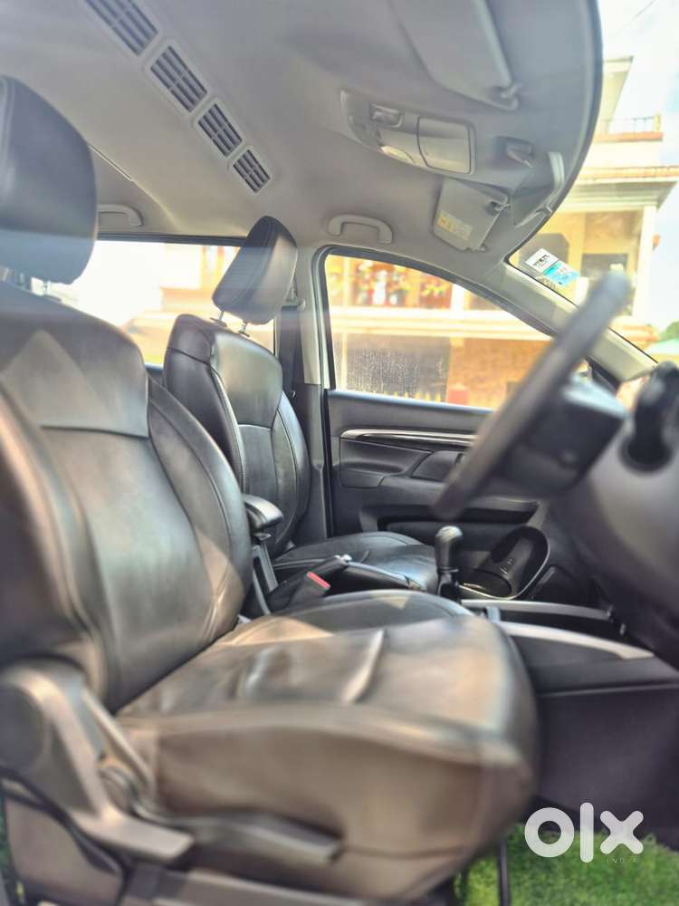 Maruti Suzuki Xl6 1.5 Alpha Mt, 2021, Petrol