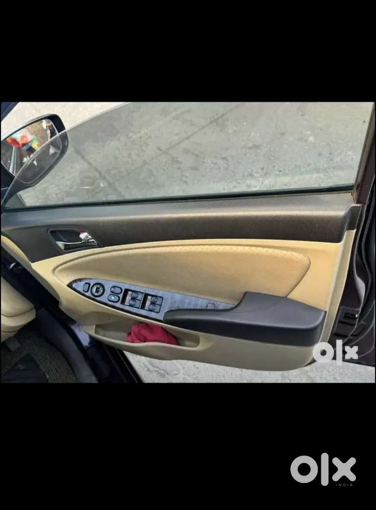 Hyundai Verna 2011 Diesel 100002 Km Driven