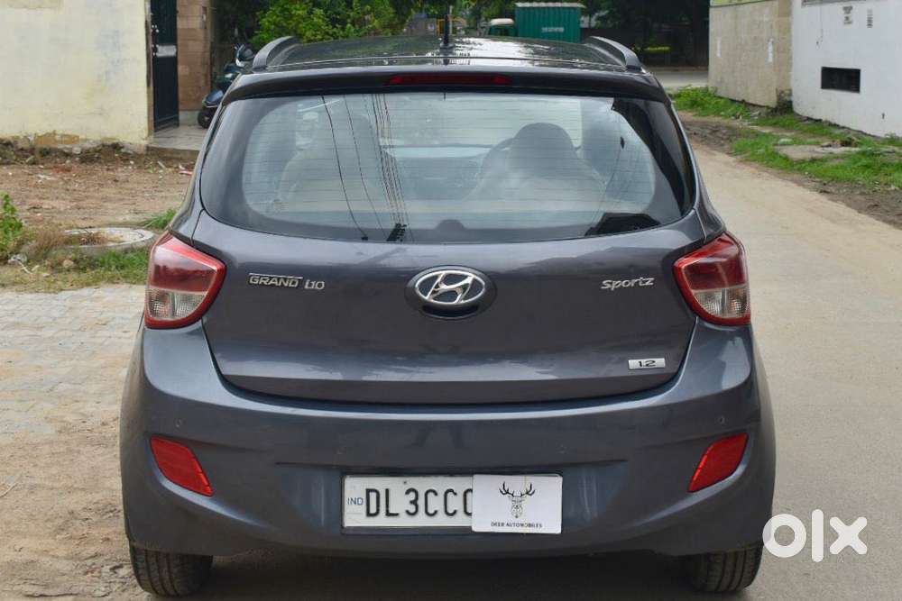 Hyundai Grand I10 Sportz, 2015, Petrol