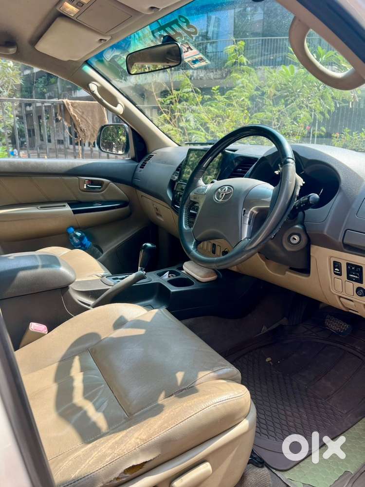 Toyota Fortuner Diesel 2013 Service Records