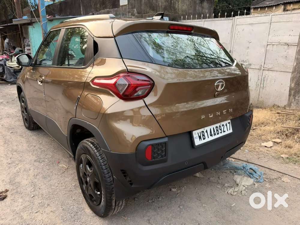 Tata Punch Accomplished Mt Sunroof, 2023, Petrol
