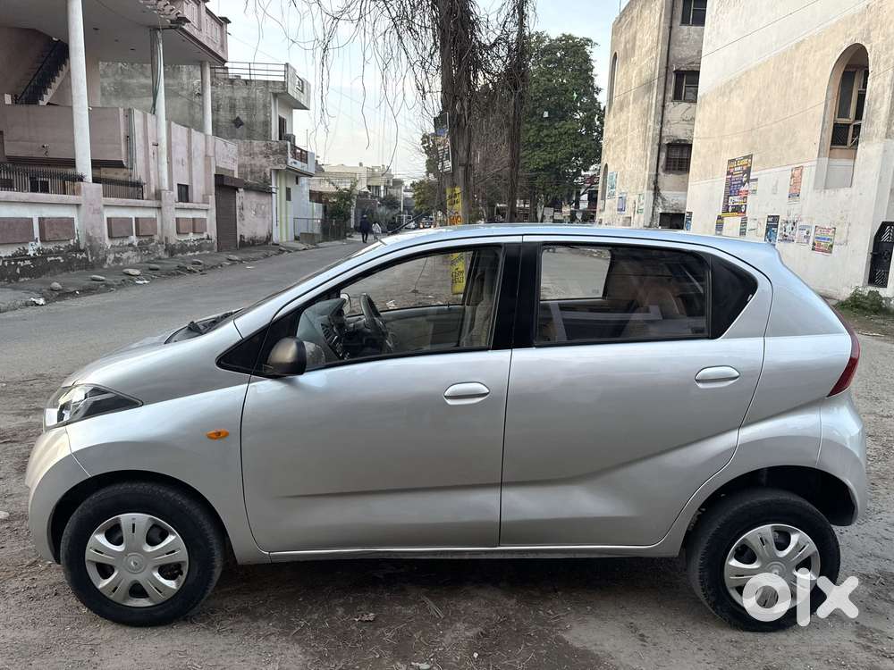 Datsun Redigo T Option, 2016, Petrol