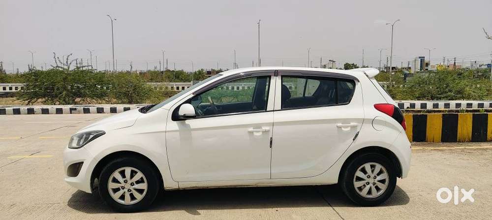 Hyundai I20 Sportz 1.2 Bs-iv, 2013, Diesel