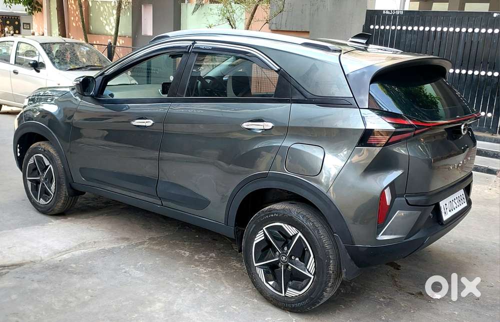 Tata Nexon Smart Plus S 1.2 Revotron Petrol 5 Mt, 2024, Petrol