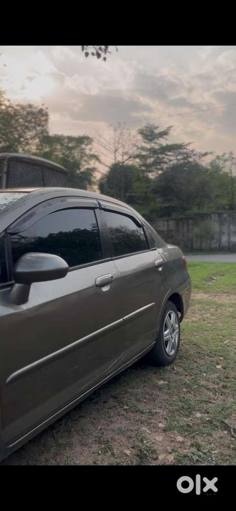 Honda City Zx 2006 Petrol Well Maintained