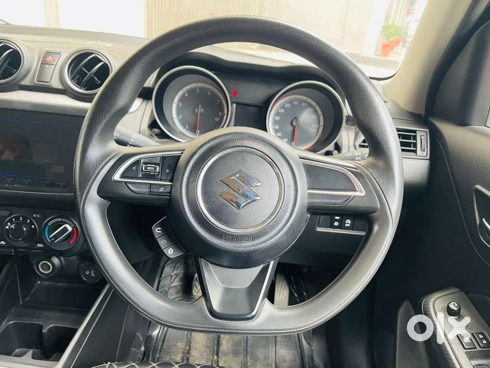 Maruti Suzuki Swift Vxi, 2022, Petrol