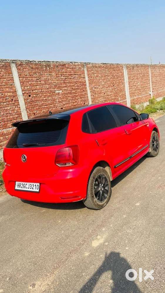 Volkswagen Polo 2015 Petrol 69000 Km Driven
