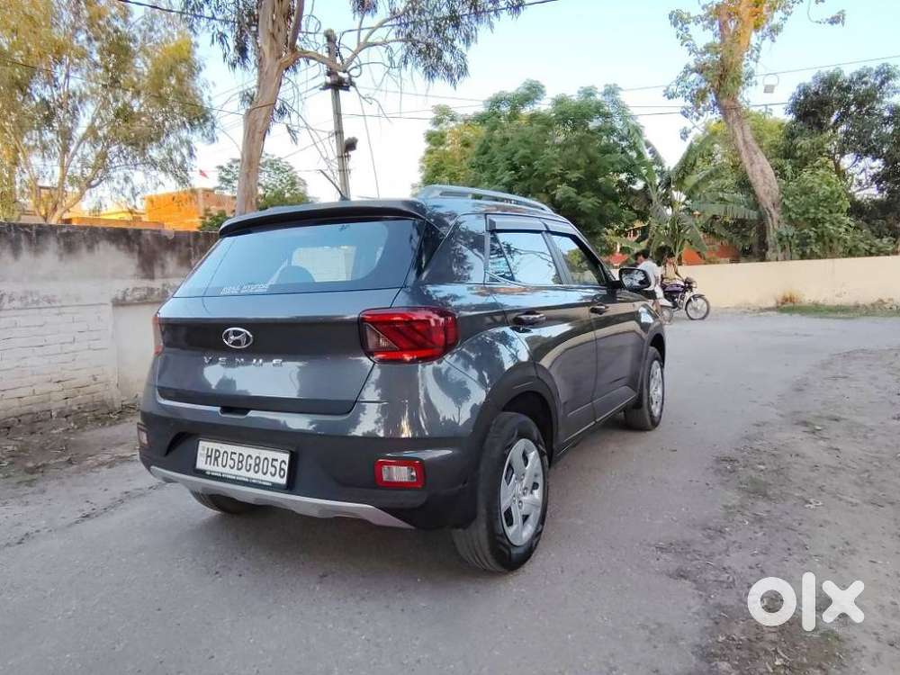 Hyundai Venue S Mt 1.2 Kappa, 2022, Petrol